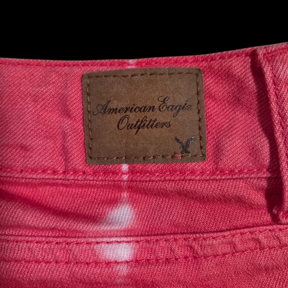 American Eagle Outfitters Pink Tie-Dye Jean Shorts Size 14 - Picture 2 of 7